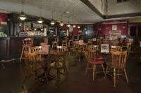 Disney Hotel Cheyenne - bar