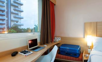 Ibis Sao Carlos