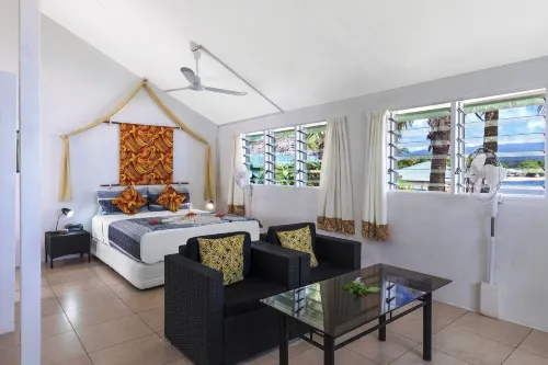 Savaii Lagoon Resort Hotels in Сафоту