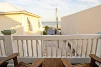 DeSoto Beach Bed and Breakfast - Ocean View