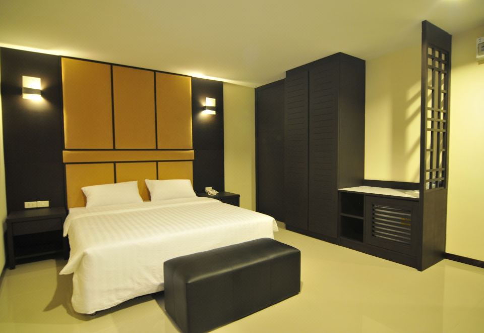 화이트 인 농카이