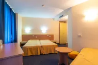 Family Hotel Sunday