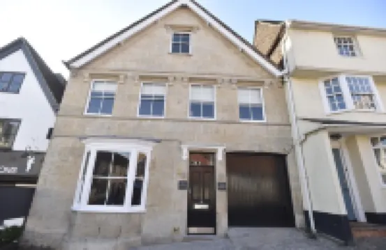 อะเธอะคิงส์เบอรี่ ณ ที่ 7 และ 8 โรงแรมใน
