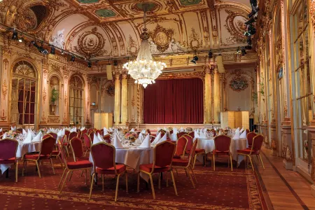 Grand Hôtel Stockholm Отели рядом с достопримечательностью «Шведский музей естественной истории»