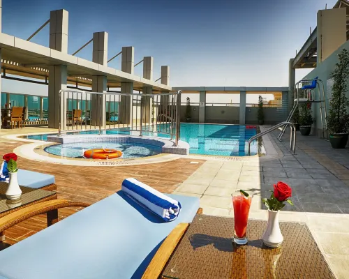 Rose Park Hotel - Al Barsha, Opposite Metro Station Отели рядом с достопримечательностью «Шоссе шейха Зайда»
