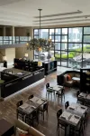 Courtyard Toluca Airport - พร้อมอาหารเช้า