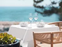 Bleu Hôtel & Spa Hôtels à : Sausset-les-Pins