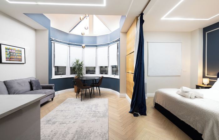 London Studios and Suites