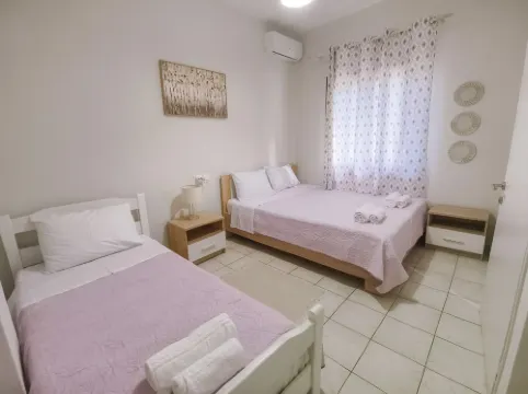 John's House - Chorto Pelion