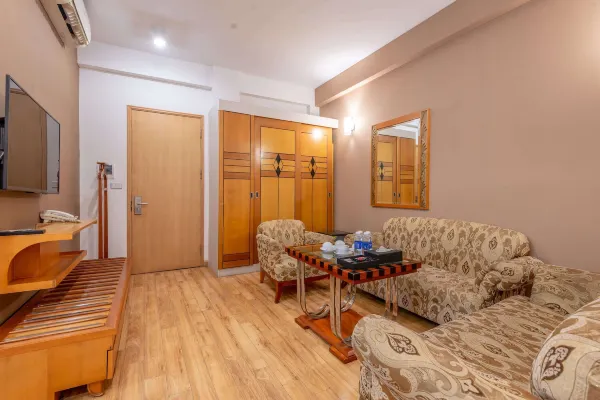 金色陽光別墅飯店及旅行社 房間 Photos