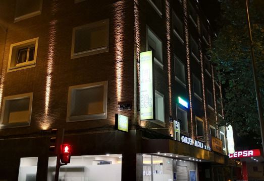 오스탈 골든 알칼라