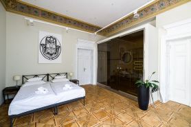Home Aparthotel