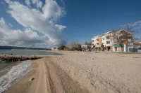 Dana II Hotels in Turanj