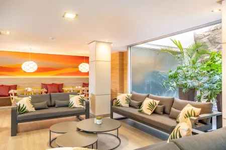 Apartamentos Cabau Cala Dor