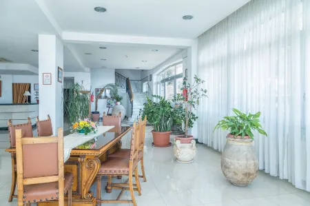 Hotel Holidays Отели в г. Торре-дель-Греко