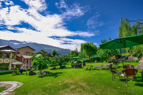 Solang Valley Resort - balcone