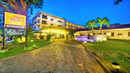Court Meridian Hotel & Suites