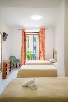Hotel Manzanito فنادق في Villanueva del Rosario