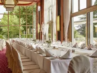 Domaine de Divonne Hotels in Ain
