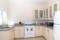 Nianna Coral Bay Stunning Townhouse- 5