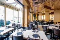 Le Theatre Hotel di Saint-Cloud