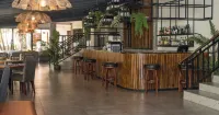 Anew Resort White River Mbombela - bar