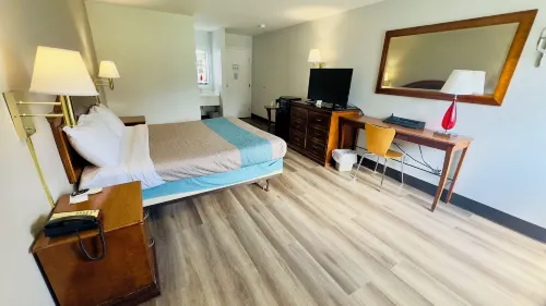 Motel 6 McGraw, NY - Cortland