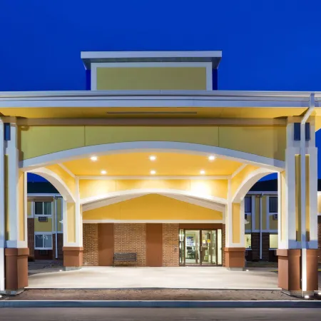Fargo Inn and Suites