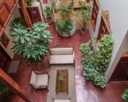 Santa Lucia House - Forum Hoteles en Cuenca