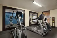 Days Inn & Suites by Wyndham Albuquerque North - Gym