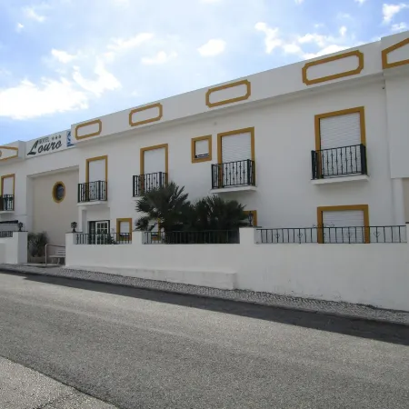 Hotel Louro