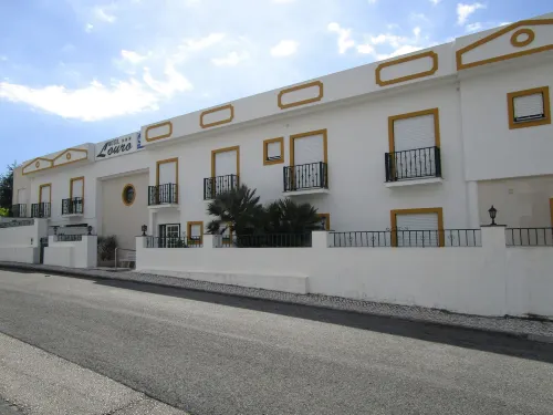 Hotel Louro - parking