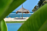 Segara Lombok Beach Resort - Beach