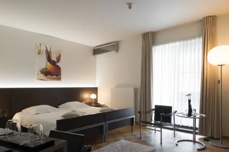 Hotel Verlooy Отели рядом с достопримечательностью «AVEVE»