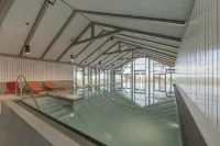 Arborea Marina Resort Neustadt - Swimmingpools
