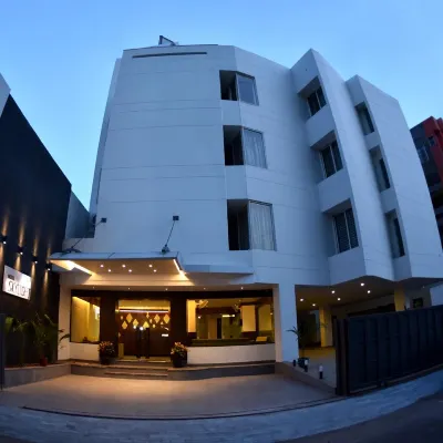 Hotel Skylight Hotels in Vadodara