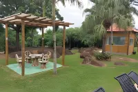 Linda casa em Indaiatuba -Interior de SP - 2 stjerner