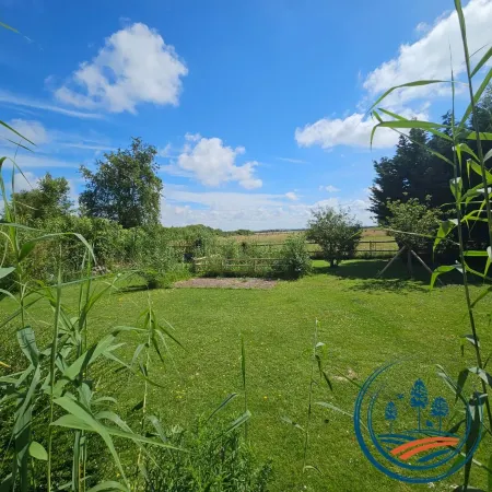 Grande Maison Proche Plage de 2 à 14 Personnes Отели в г. Фор-Маон-Пляж