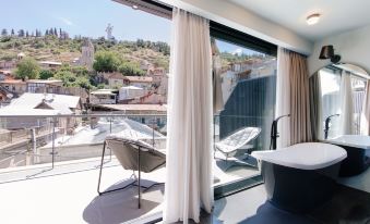 Strofi Boutique Hotel