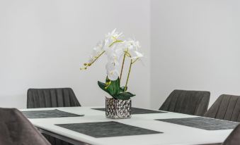 The City Grand Veranda by PS