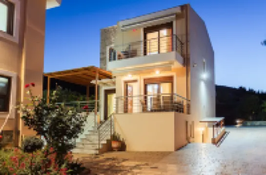 Seaside Getaway - Aelia Villa's Dreamy Paradise