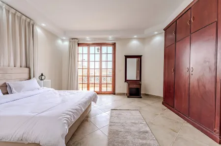 Amazing Golf View Apartments