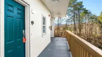 Beautiful New Remodel Pool Golf Condo