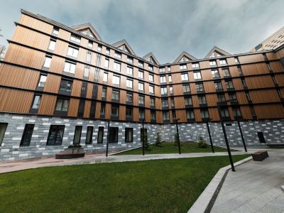 Woodside Apartment 218