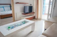 Blue Paradise Hotel Hotels near Bay of Grama