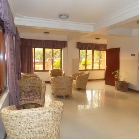 Kayegi Hotel Mbale