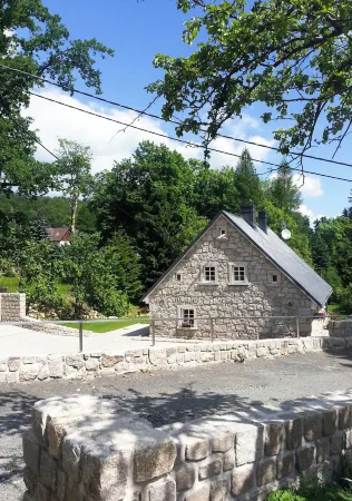 Dom Nad Wodospadem Pod Śnieżnymi Kotłami Отели в г. Еленя-Гура