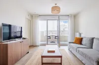 Appart Hotel Paris Levallois Maurice Ravel Hotels near LVMH Fragrance Brands