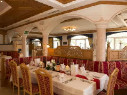 Hotel Amaten Hotels in Brunico