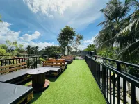 Pig Dive Hostel Moalboal